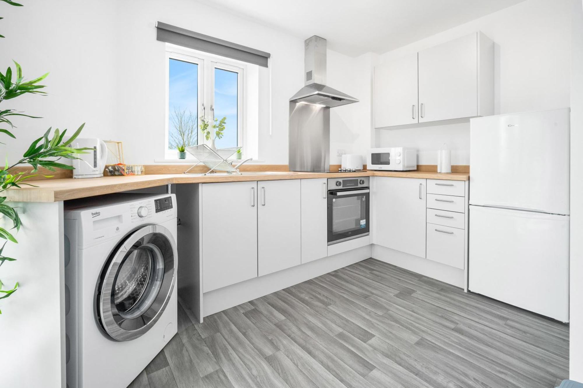 New 2 Bedroom Deluxe Apartment - Parking - Wifi & Netflix - Top Rated - 50C Cradley Heath Exterior foto